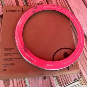 Pampered Chef pie crust ring
